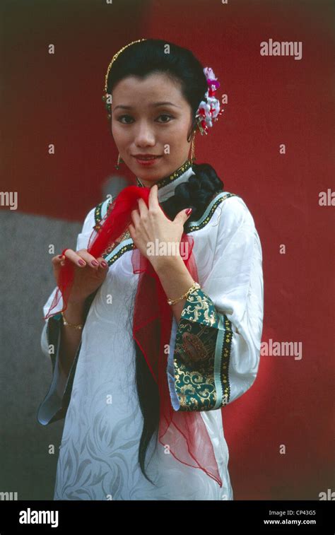 12macau|macau women.